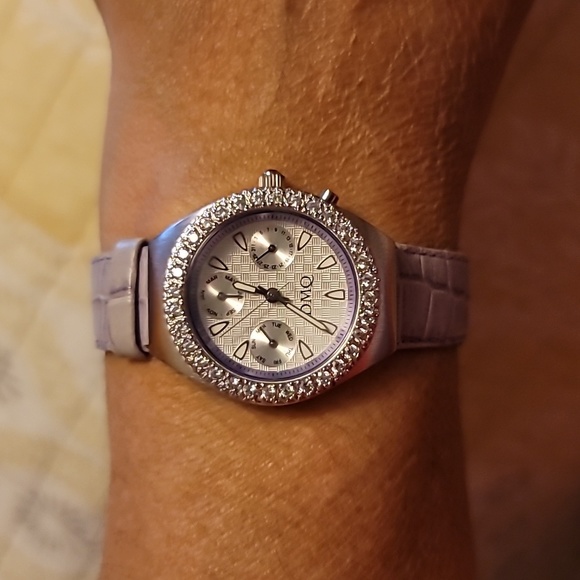 DMQ Watch - Picture 7 of 9